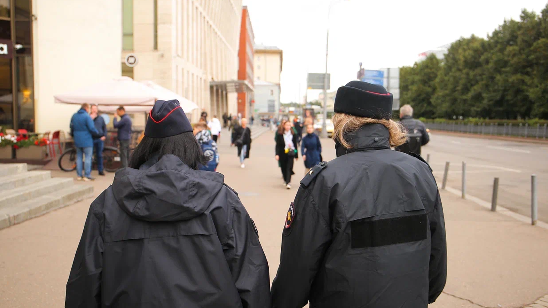 Суд в Москве отправил под арест 3 человек, готовивших теракт против высокопоставленного правоохранителя