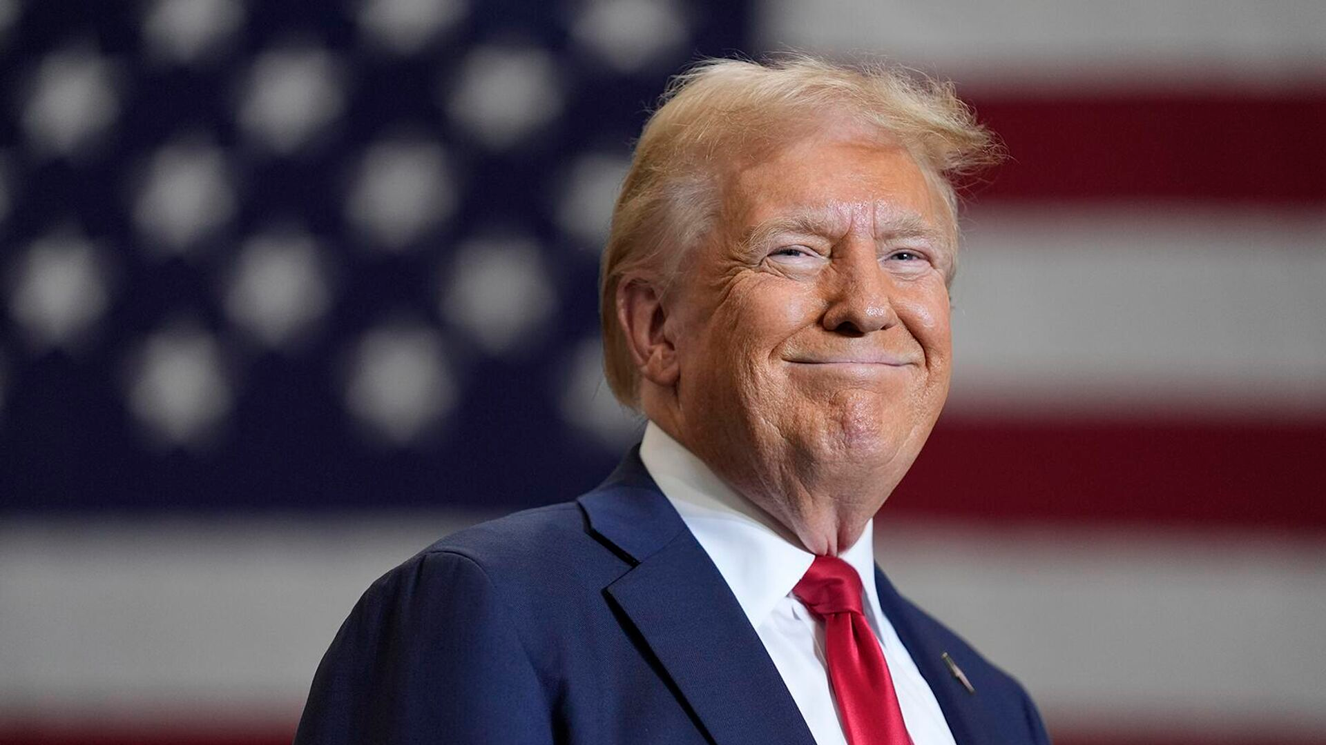 Трамп назвал «смехотворными» траты США на НАТО для защиты от России