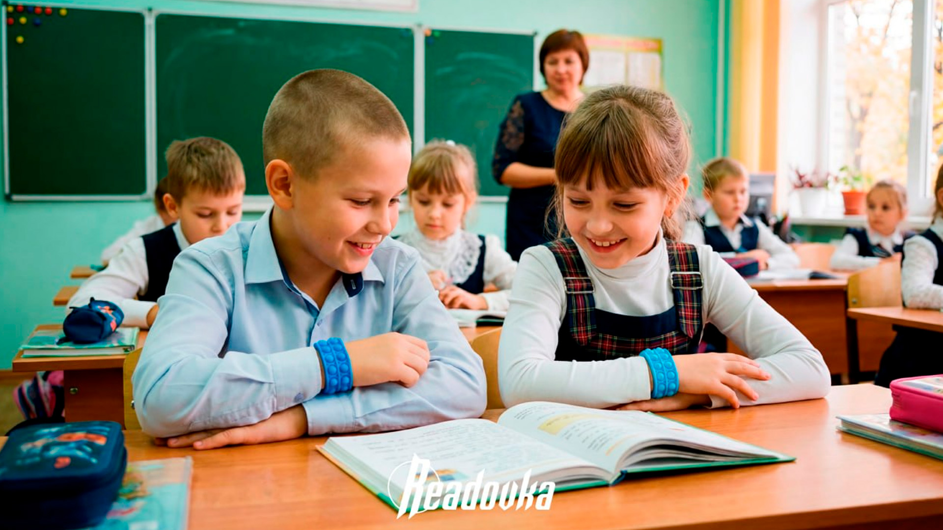 Поп-ит-браслеты предложили выдавать подросткам в ХМАО
