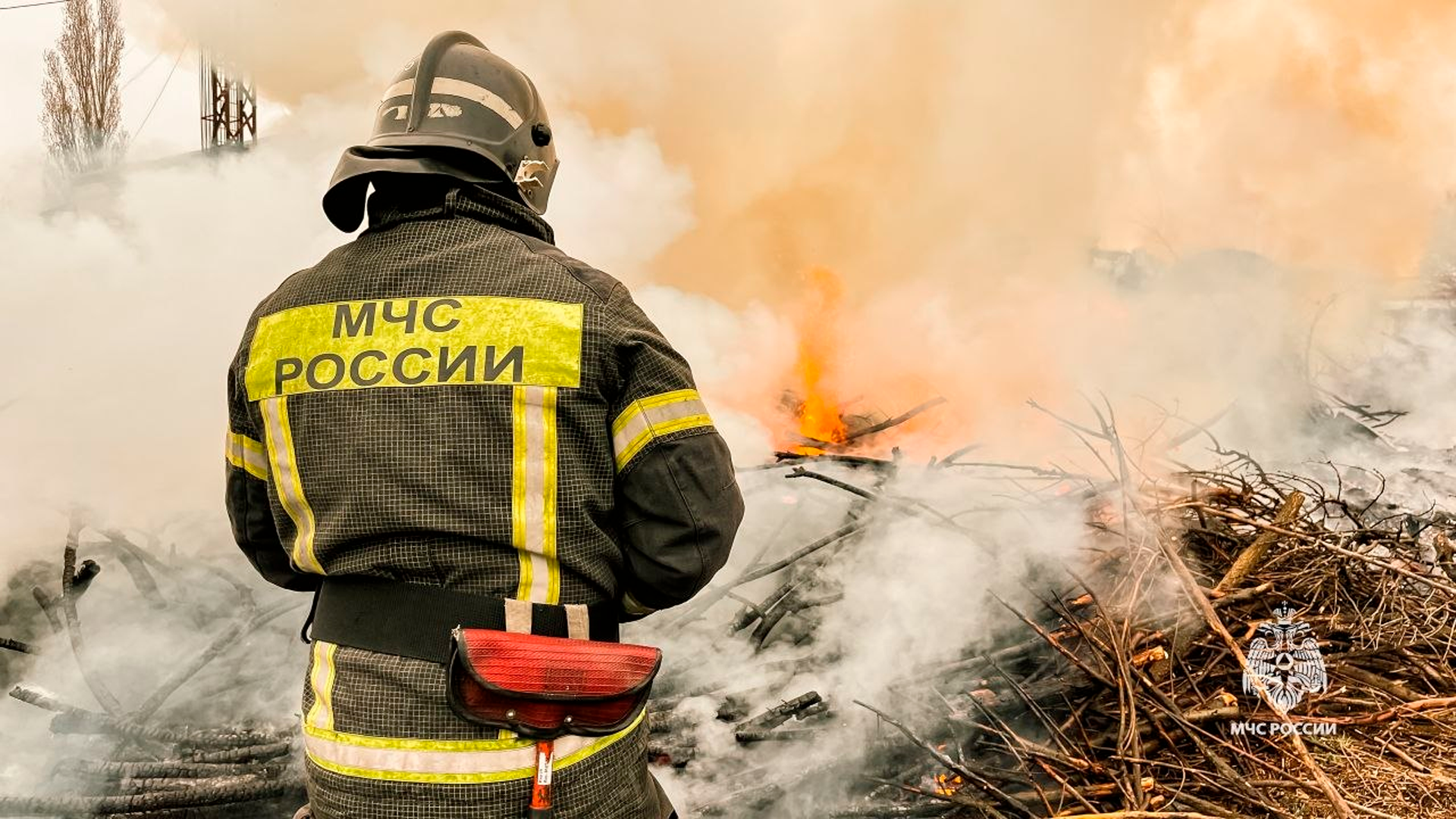На Кубани 1 человек пострадал при падении обломков БПЛА на предприятие