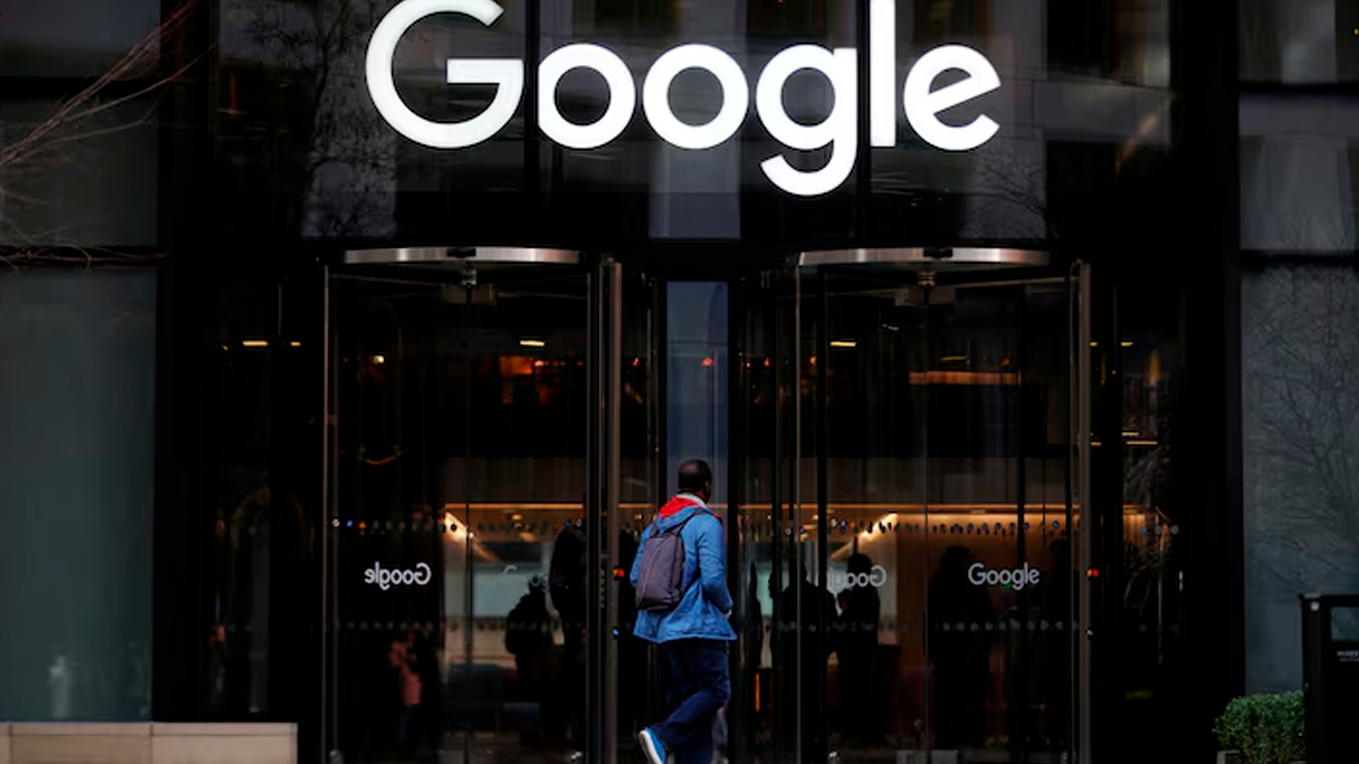 Сотрудника Google обвинили в незаконном выигрыше 1,2 млн долларов на ставках