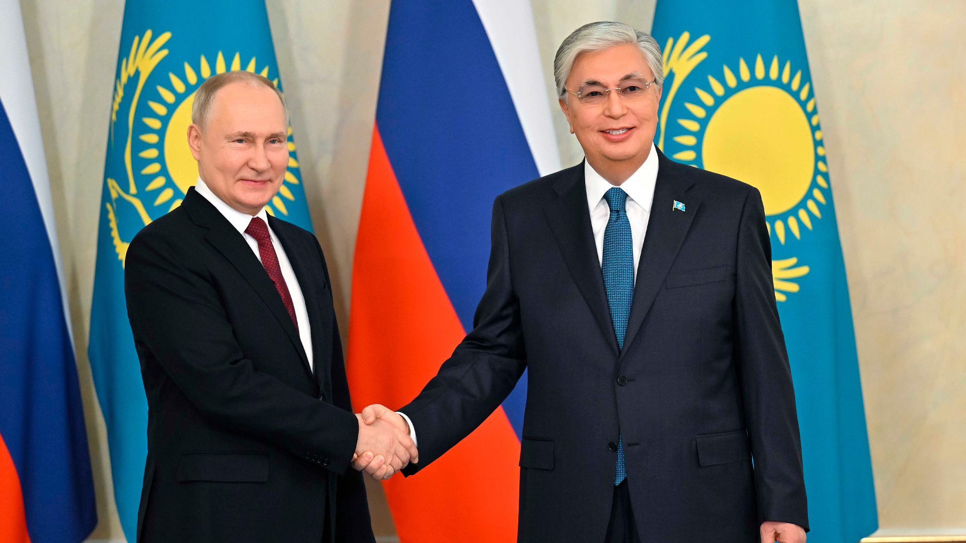 Путин намерен совершить государственный визит в Казахстан