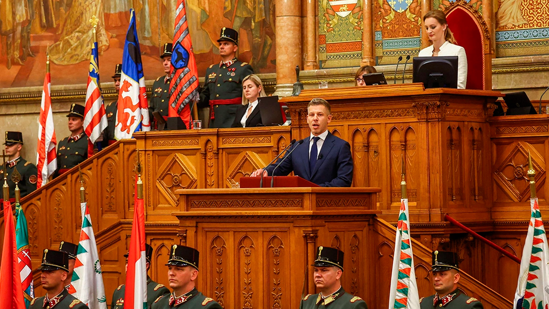Венгрия передумала выходить из МУС