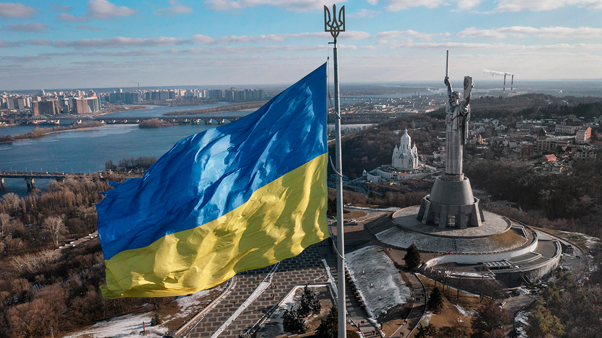 СБУ решила скупать российские военные и патриотические Telegram-каналы