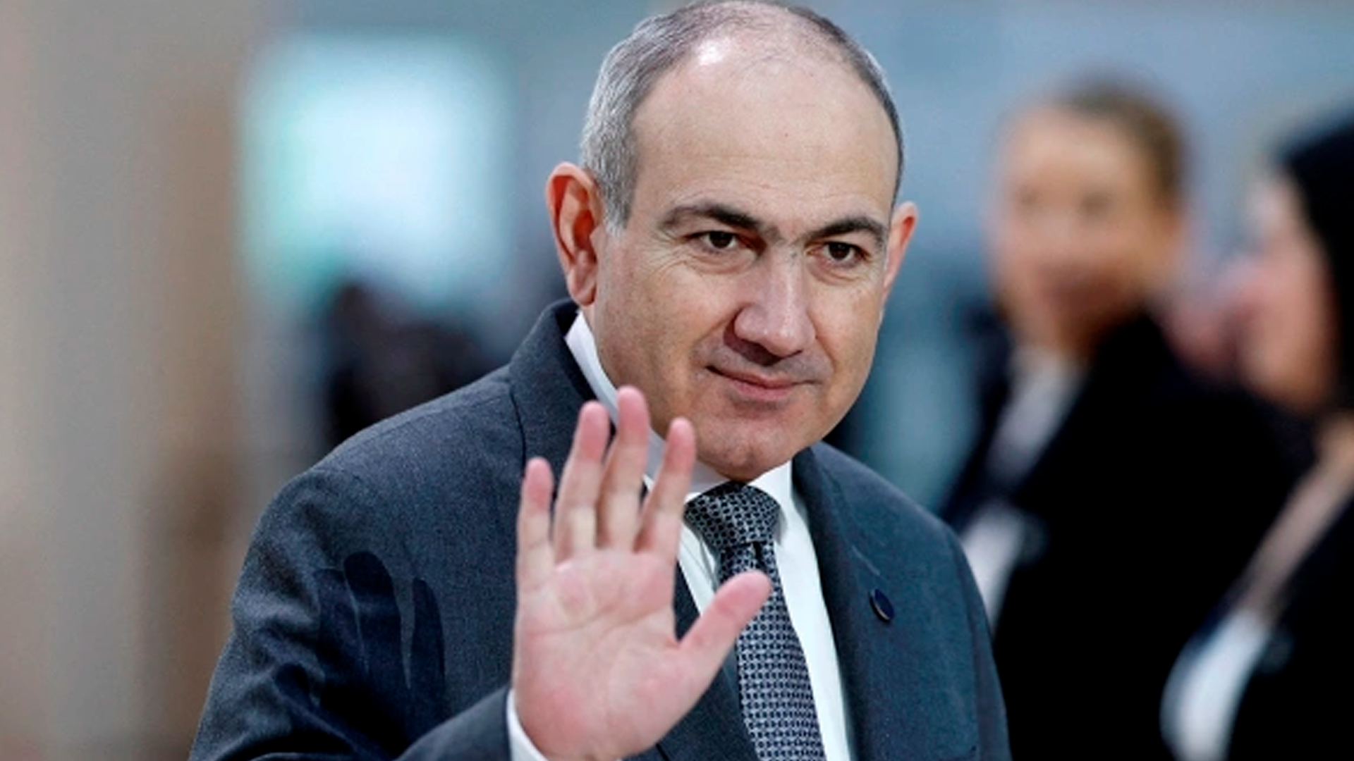 Пашинян заявил, что Армения продолжит работу в ЕАЭС до необходимости «неизбежного» выбора