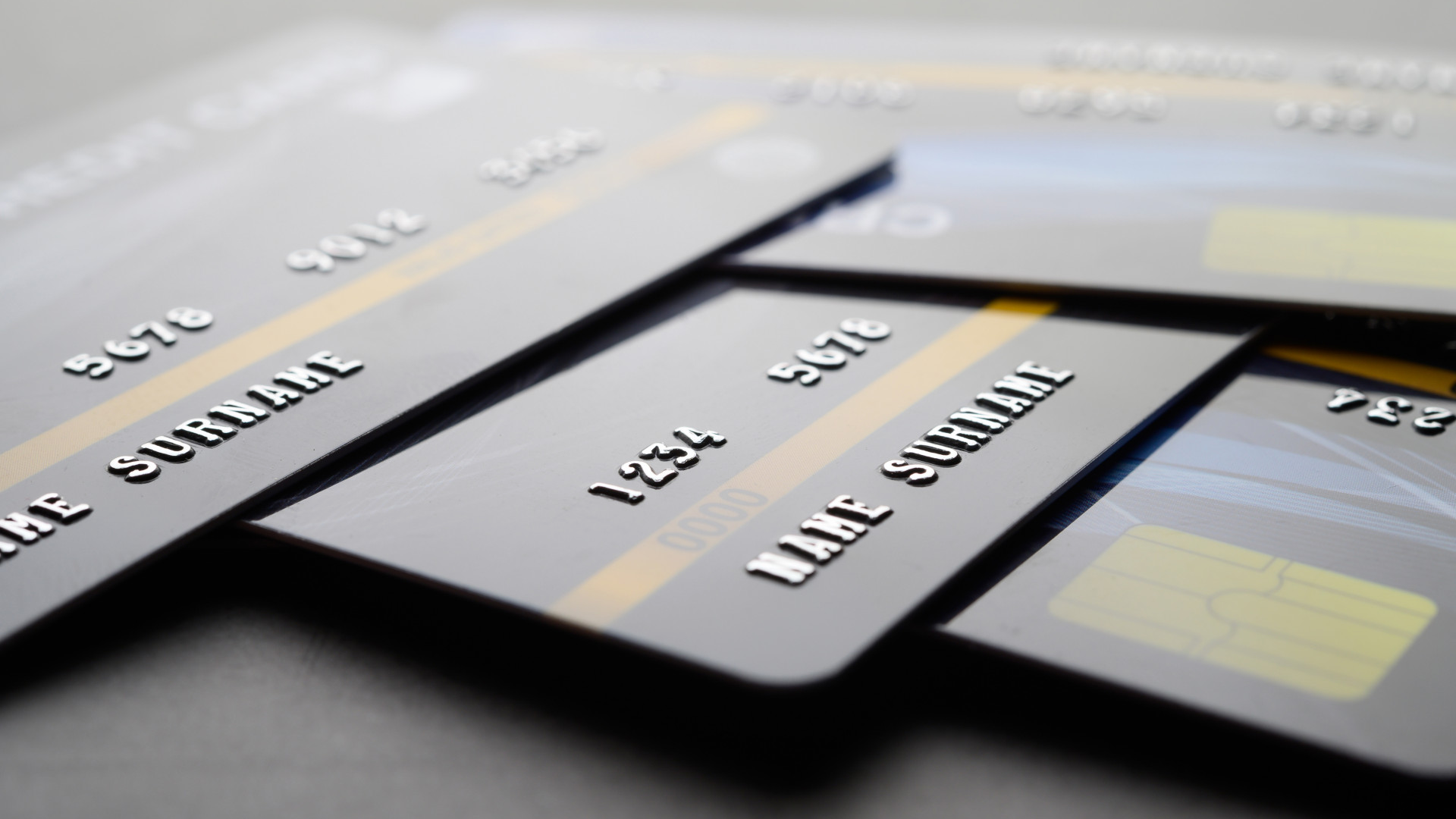 НСПК озвучила план поэтапного вывода карт Visa и Mastercard из оборота