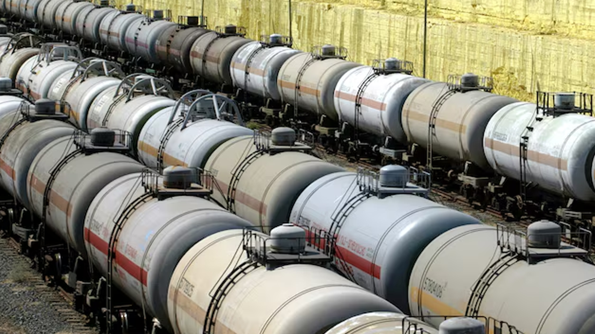 В РЖД сформировали штаб для координации перевозки нефтепродуктов