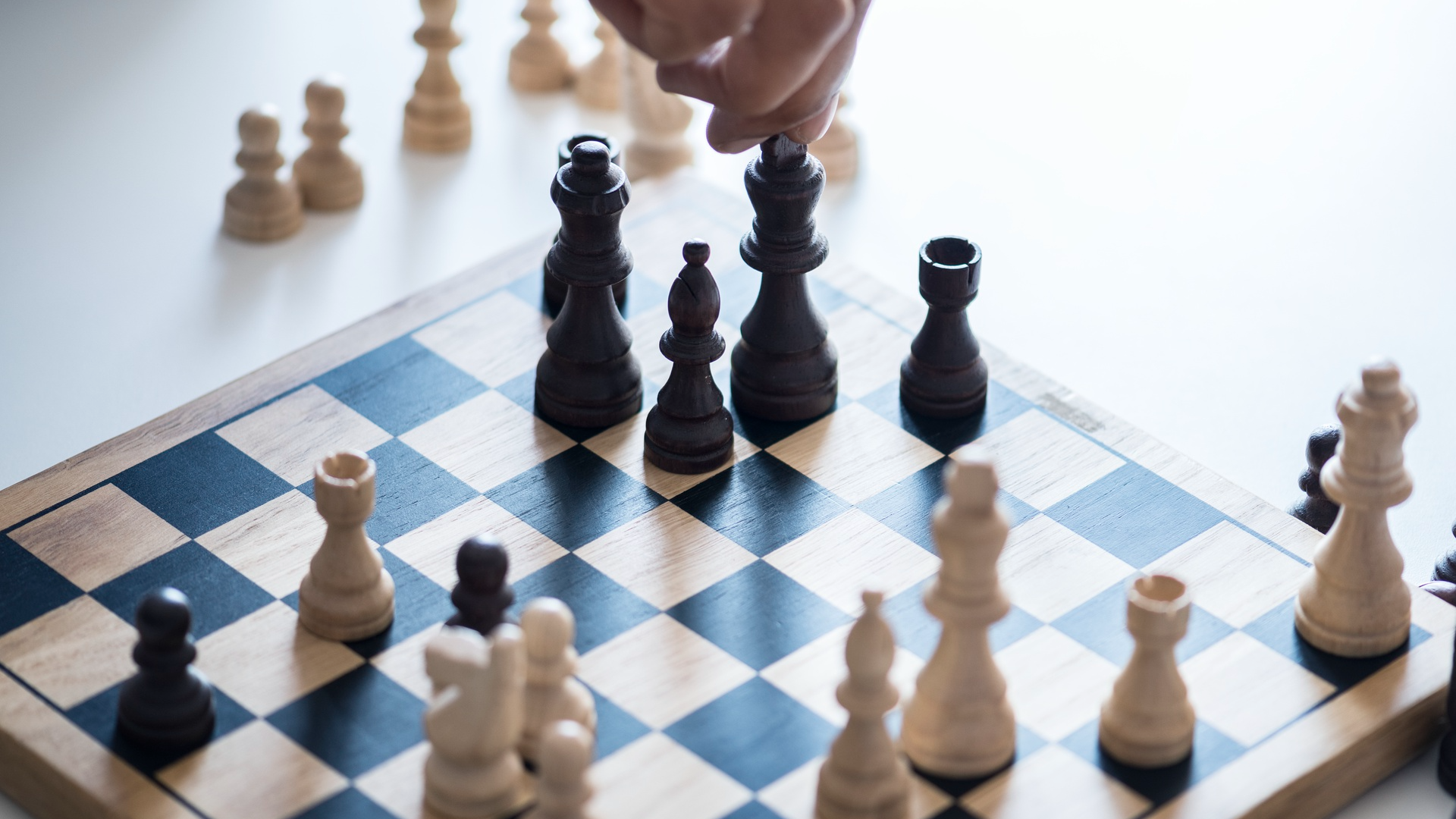 Членство Федерации шахмат России в FIDE временно приостановлено
