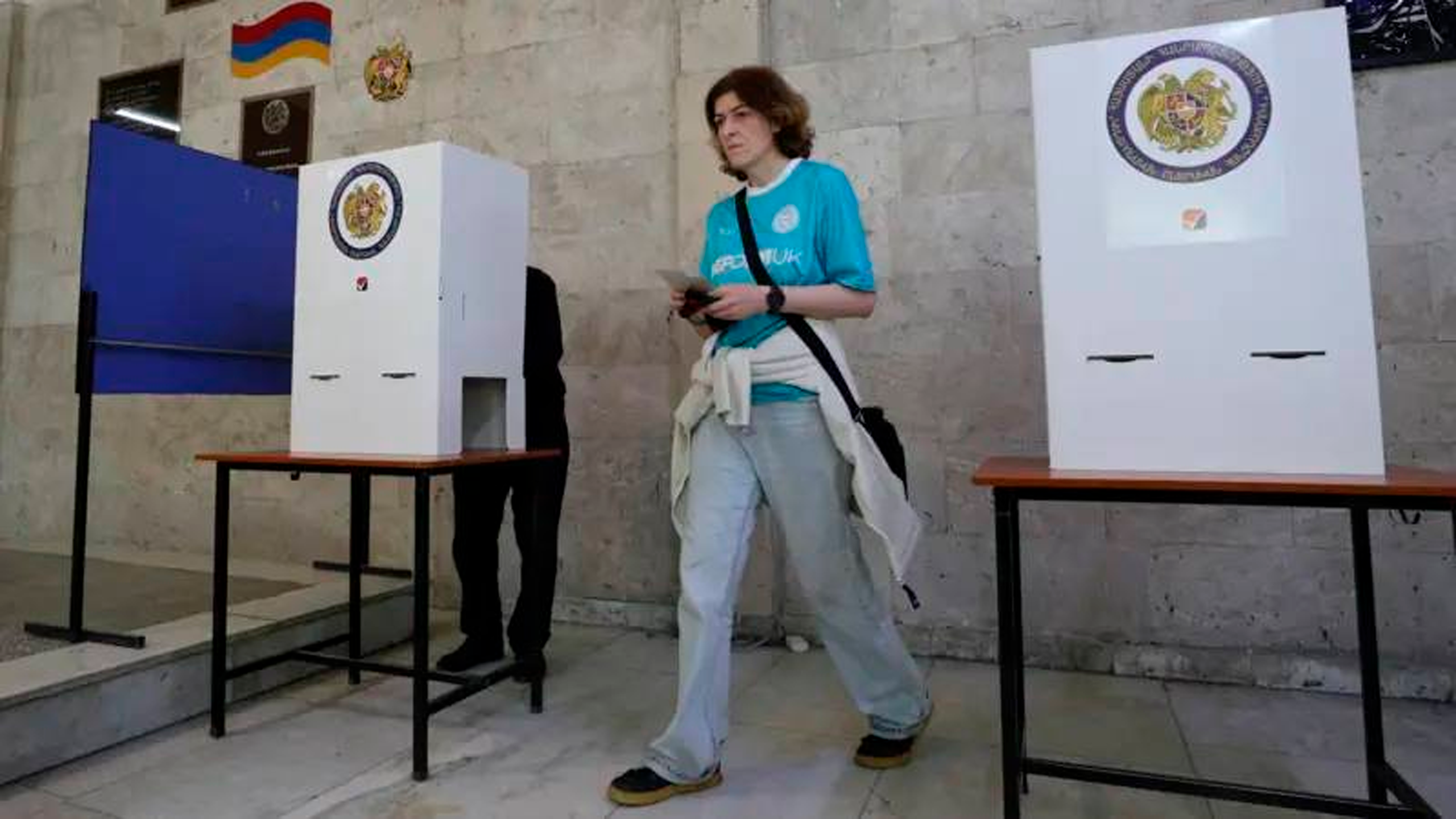 В Армении стартовали очередные выборы в парламент