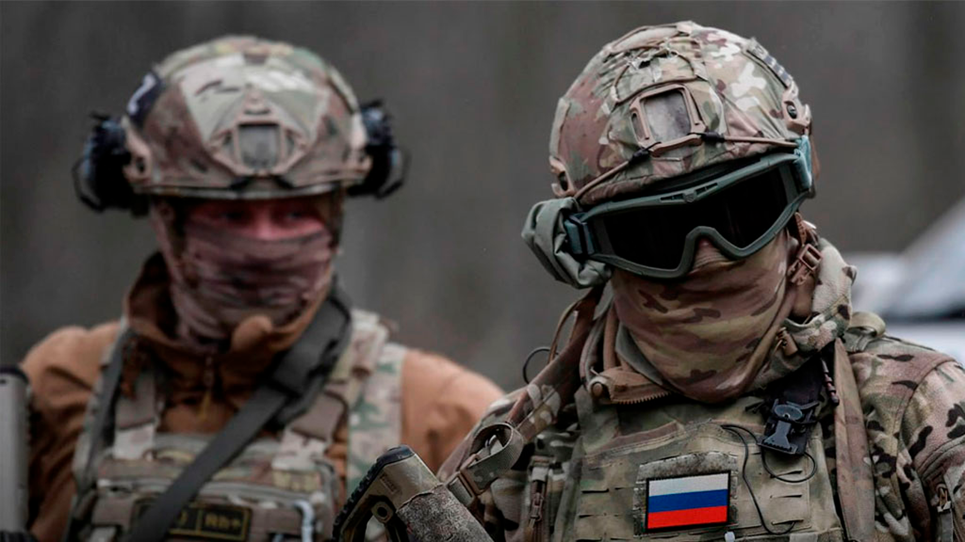 СМИ: Евросоюз обсуждает «смягчение» визового запрета для российских военнослужащих