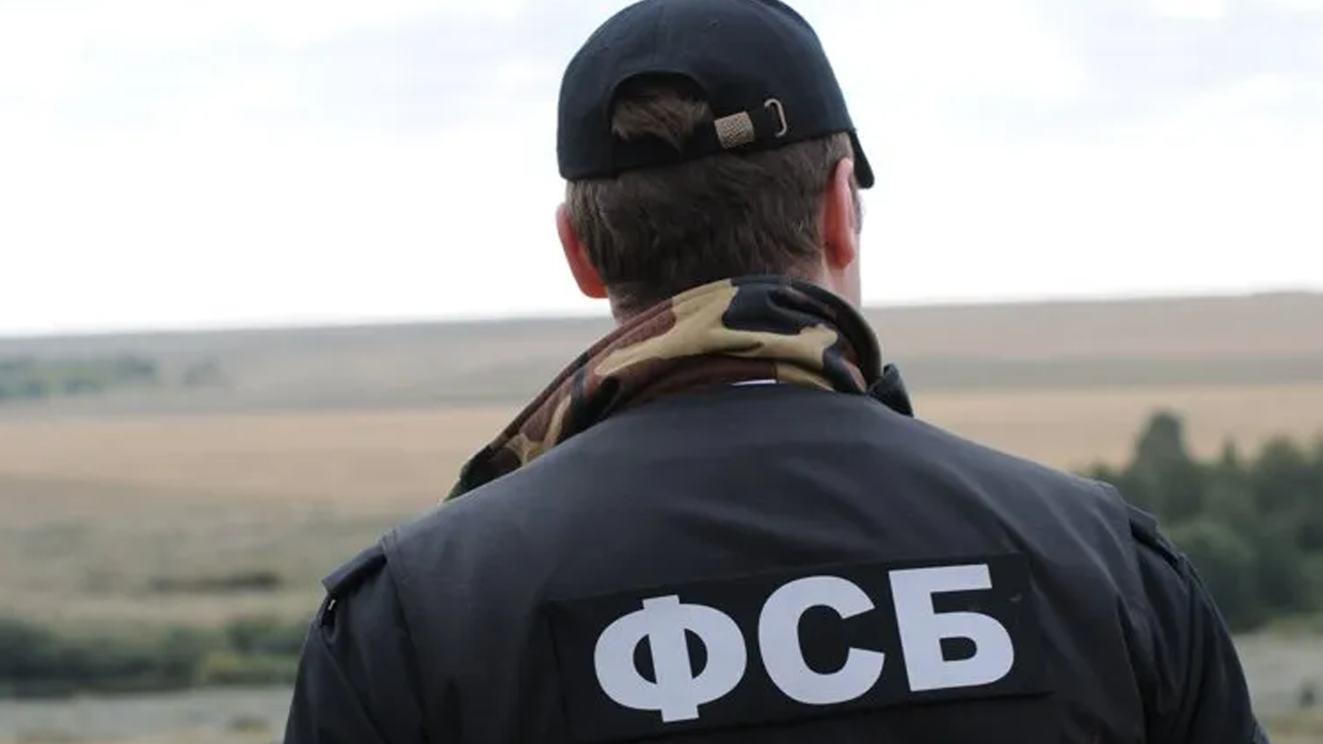 ФСБ пресекла работу нелегального узла связи в Петербурге
