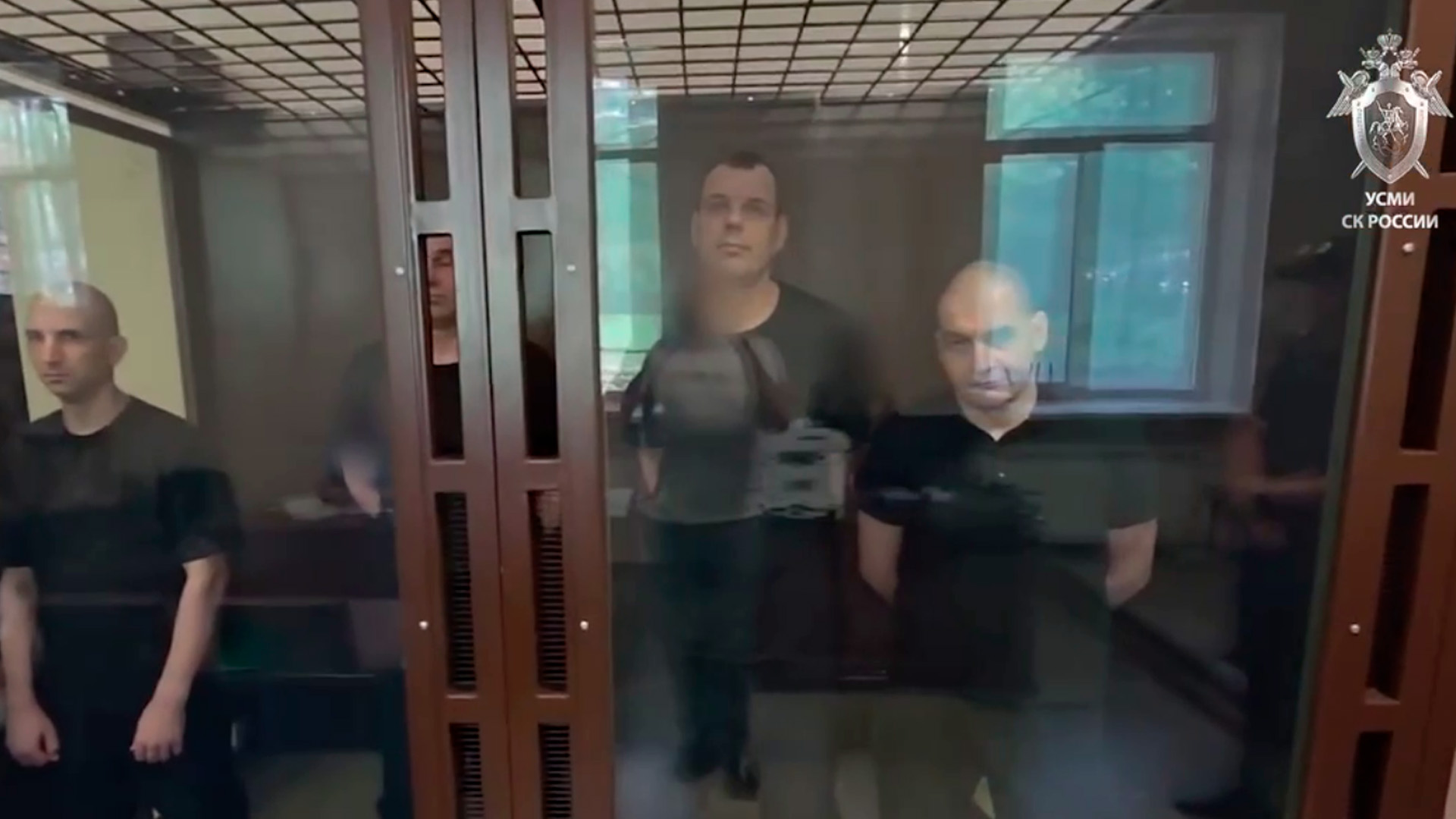 Суд в ДНР приговорил к пожизненному 4 командиров ВСУ