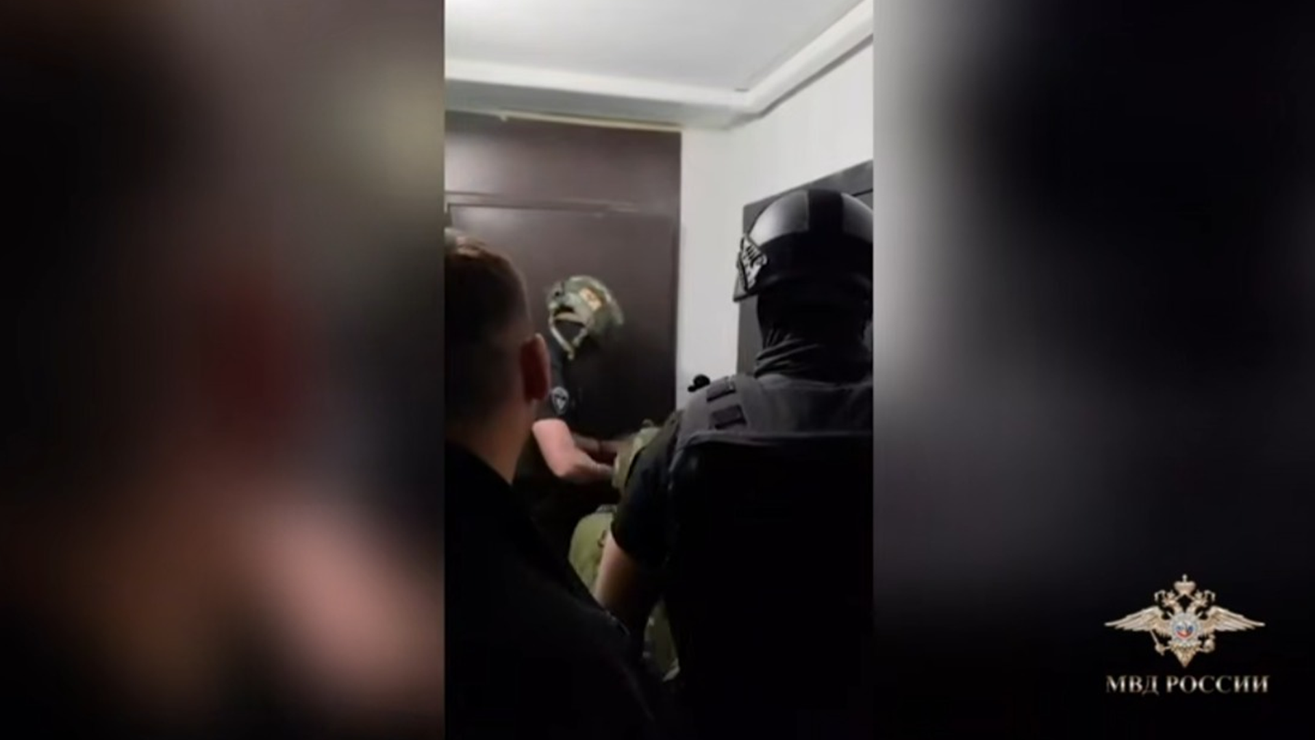 Мошенники завладели 100 млн рублей при помощи сувенирных купюр