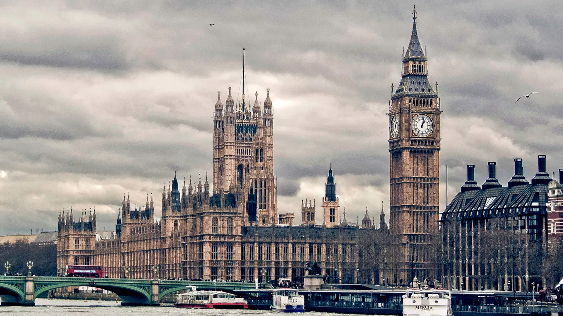 СМИ: Лондон форсирует подготовку гражданской обороны «из-за угрозы России»