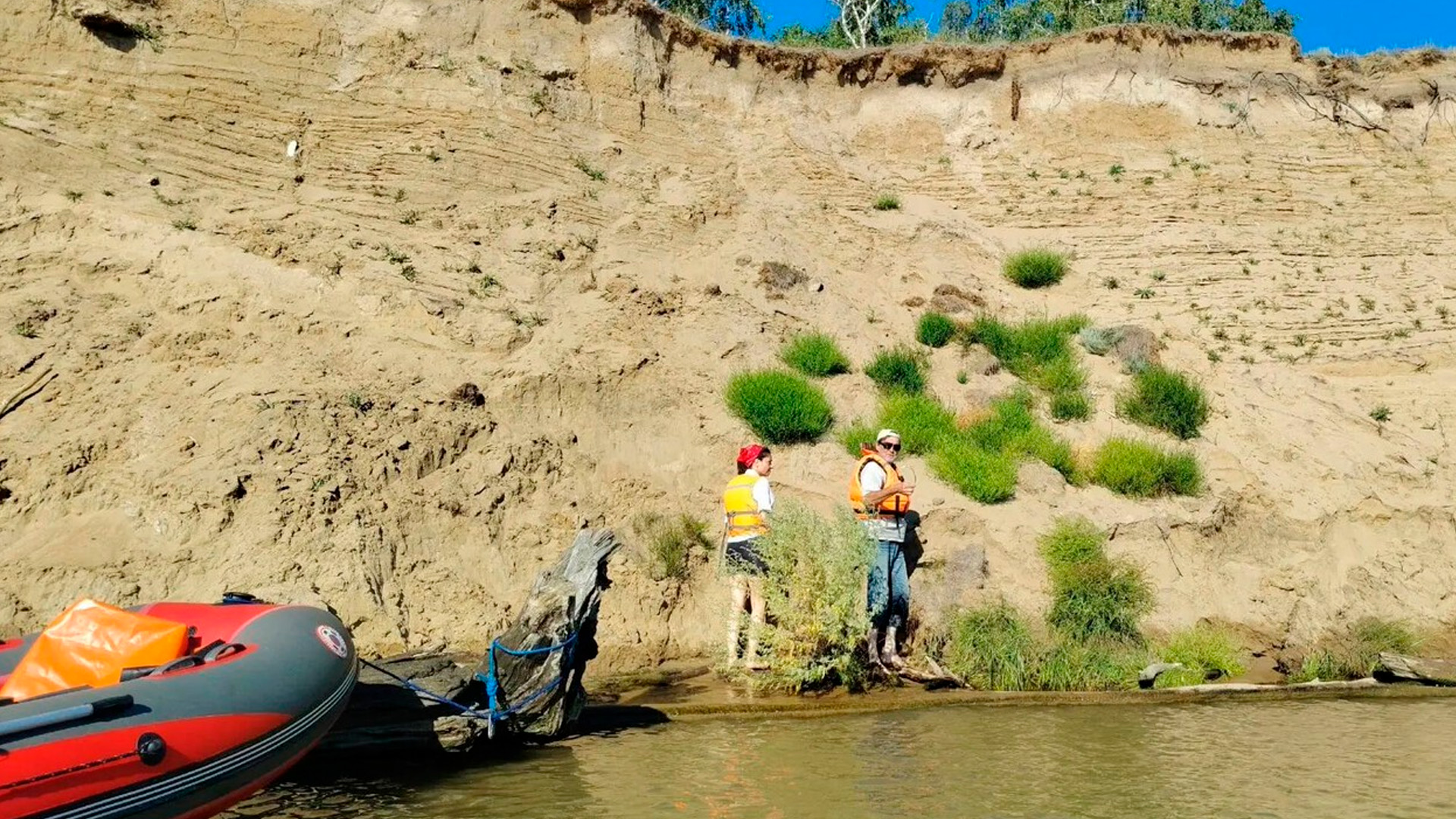 Размыв берегов Обского моря обнажил старообрядческие некрополи XVIII века