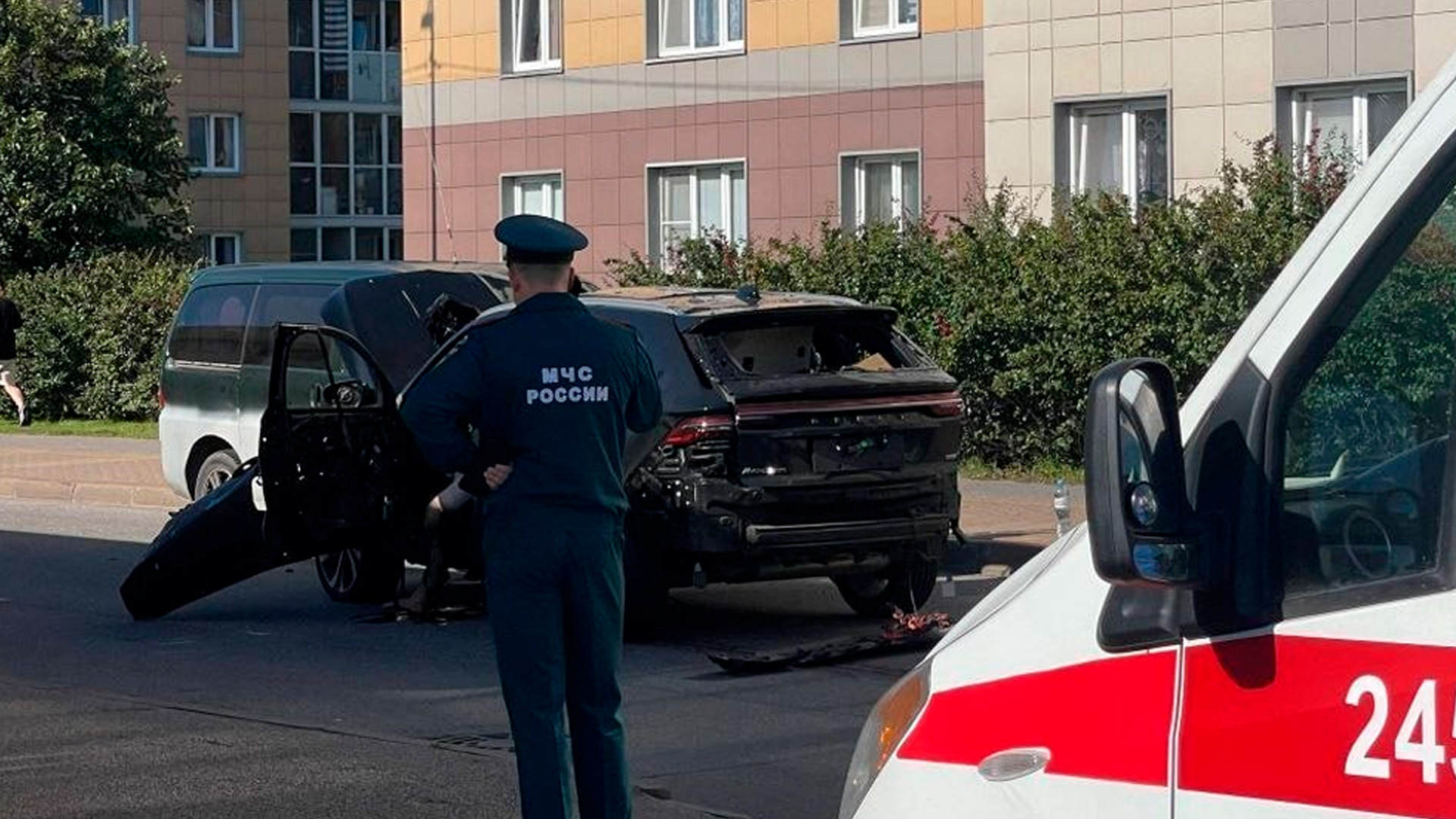 В Пушкинском районе Петербурга взорвался автомобиль