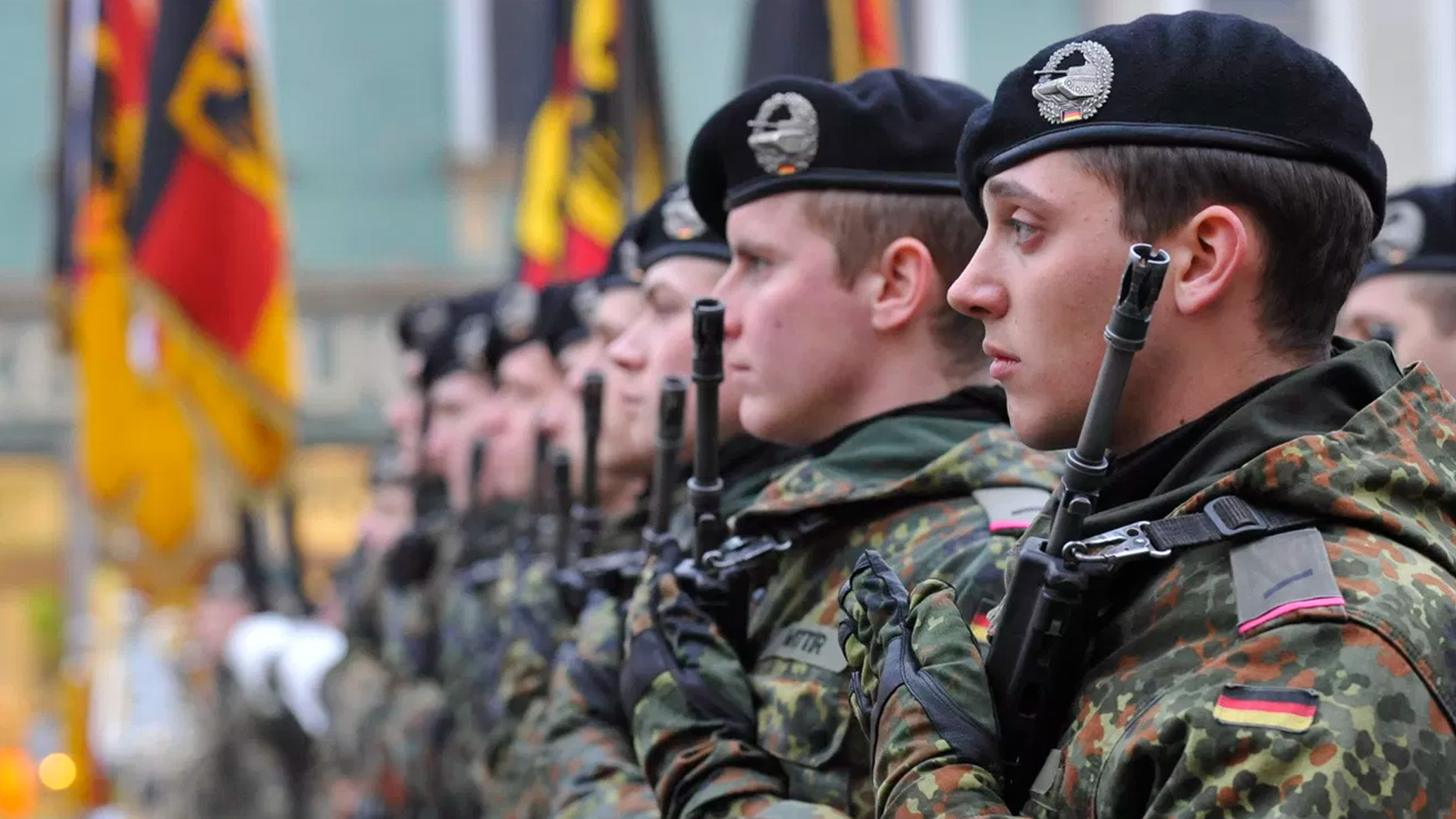 Германия собралась потратить почти 12 млрд евро на создание нового арсенала дальнобойного оружия