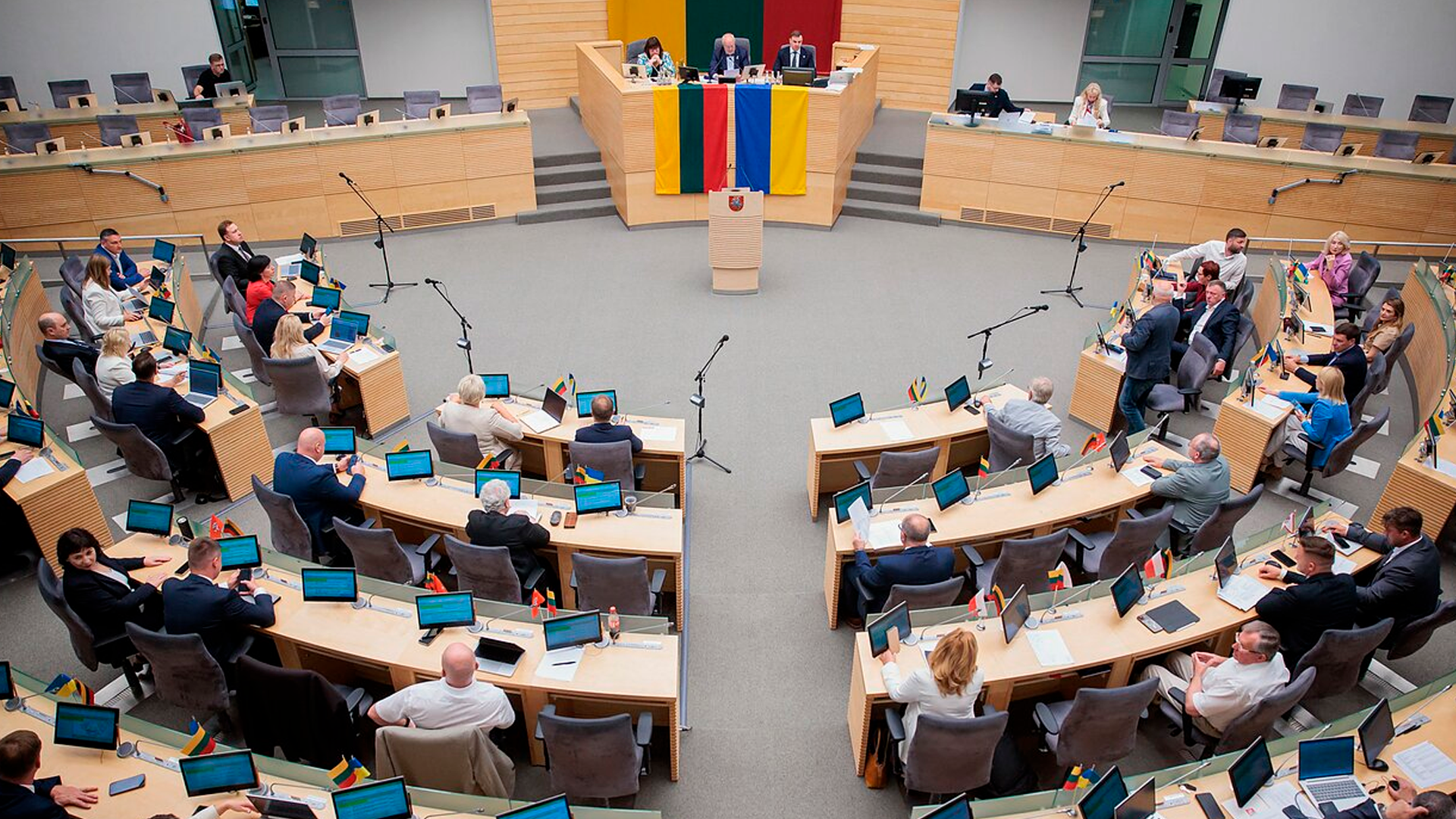 Литовский сейм одобрил поправку о размещении ЯО на территории страны