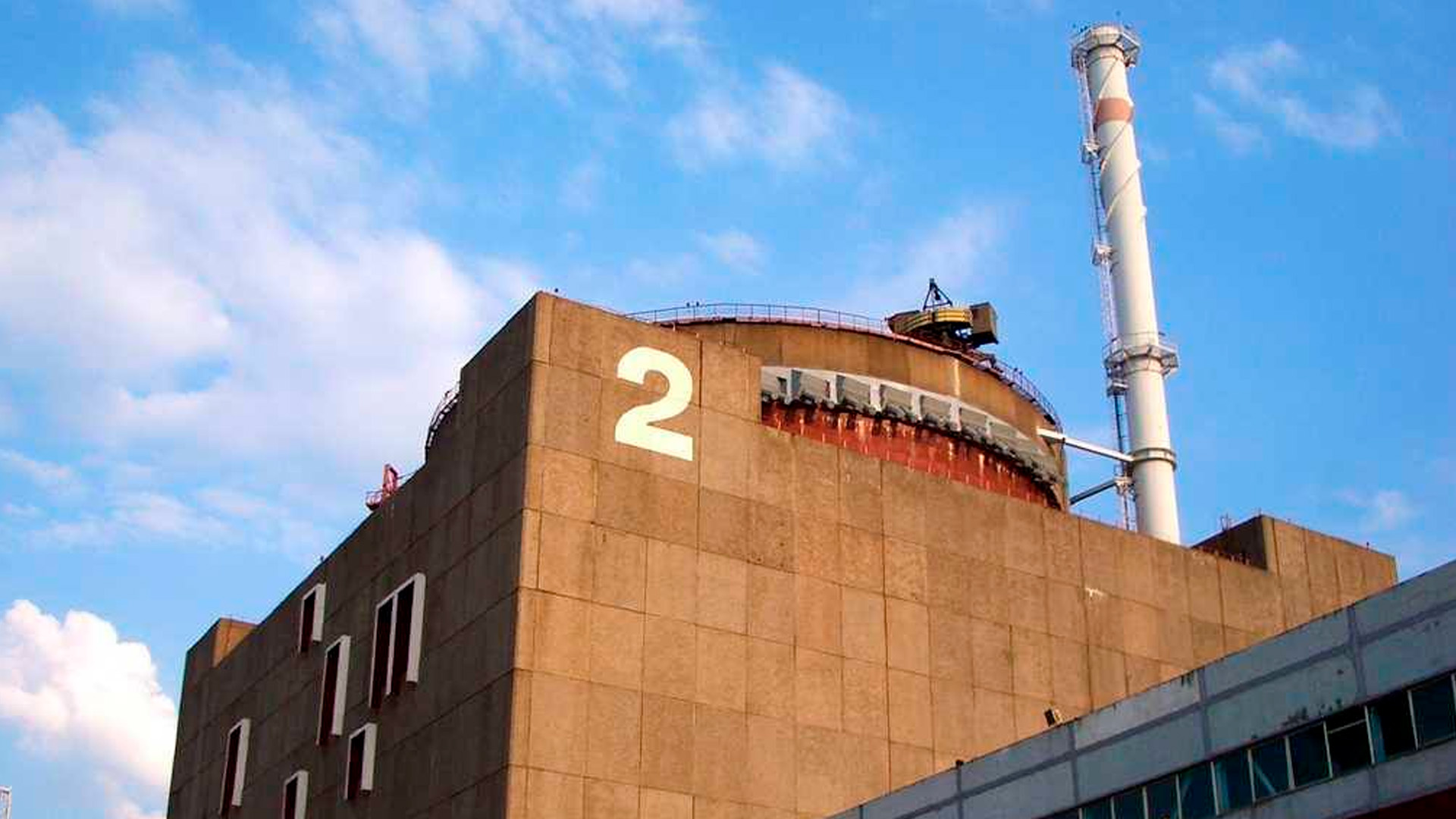 Дрон ВСУ атаковал пост радиационного контроля ЗАЭС