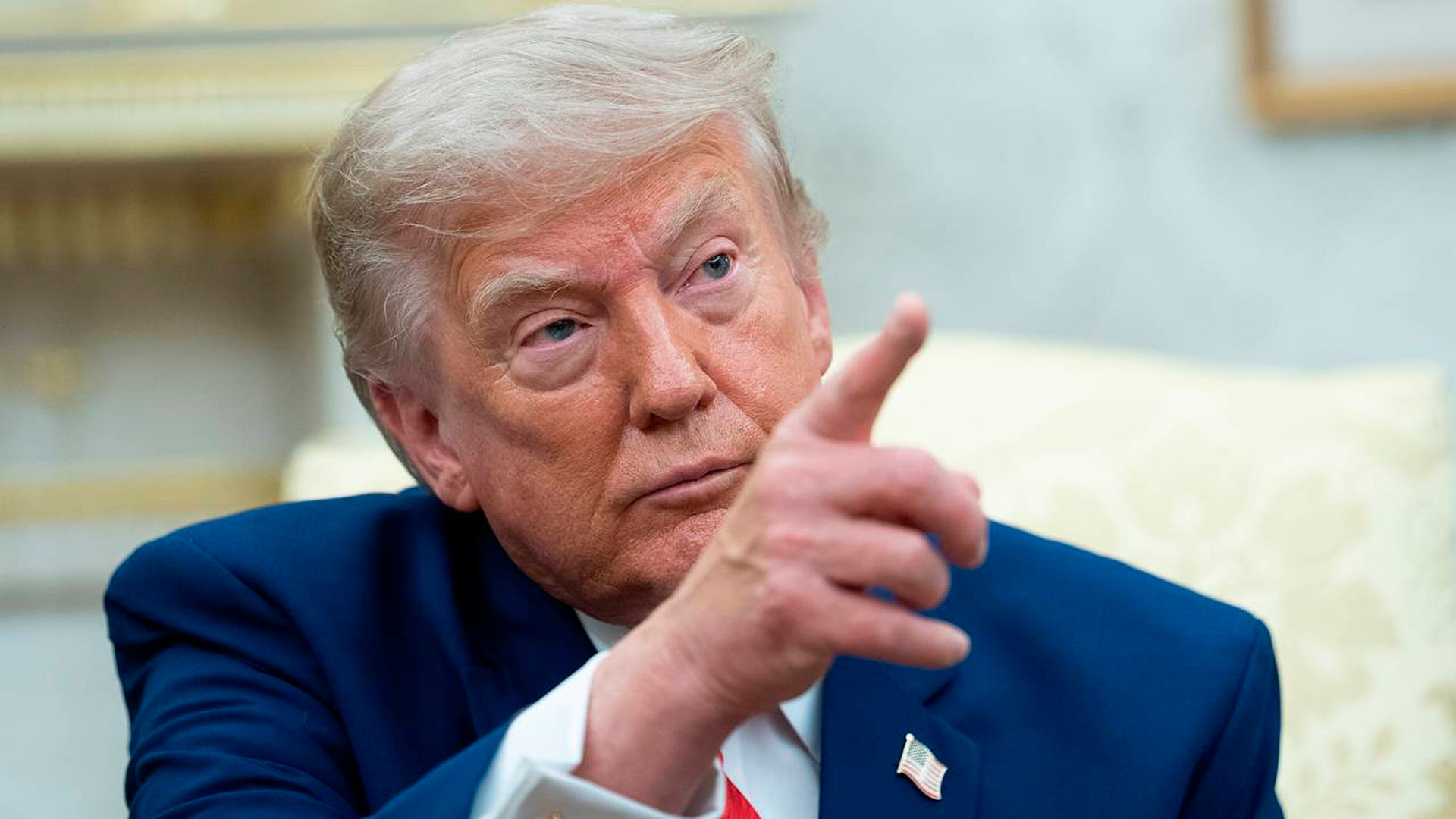 Трамп заявил, что страхи перед ИИ «безумнее» мифа о «российской угрозе»
