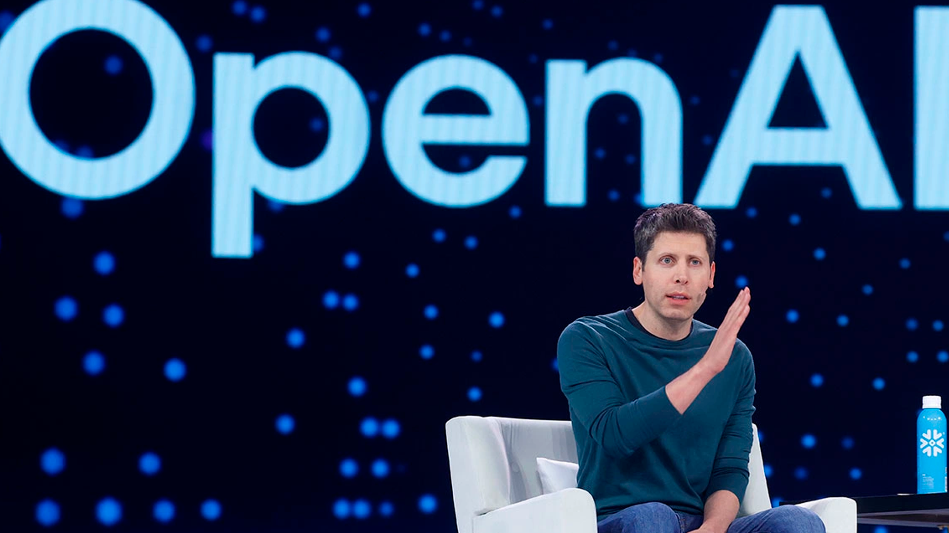 OpenAI остановила обучение новейших моделей ИИ из-за неконтролируемых агентов