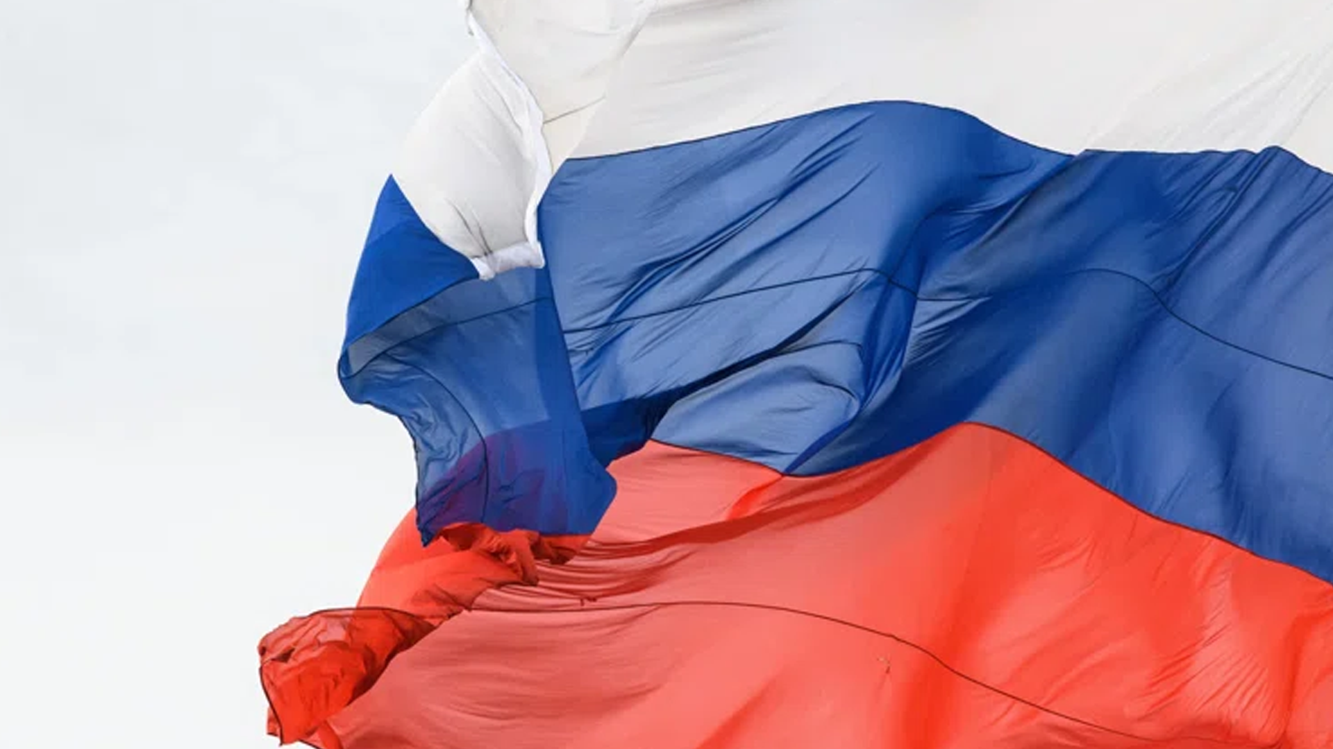 Пассажиры и часть экипажа «Профессора Молчанова» вернулись в РФ