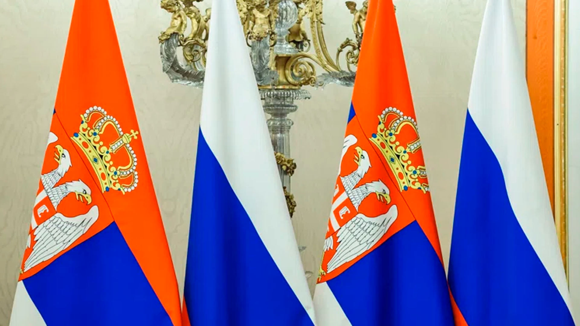 Белград не намерен вводить визы для граждан РФ