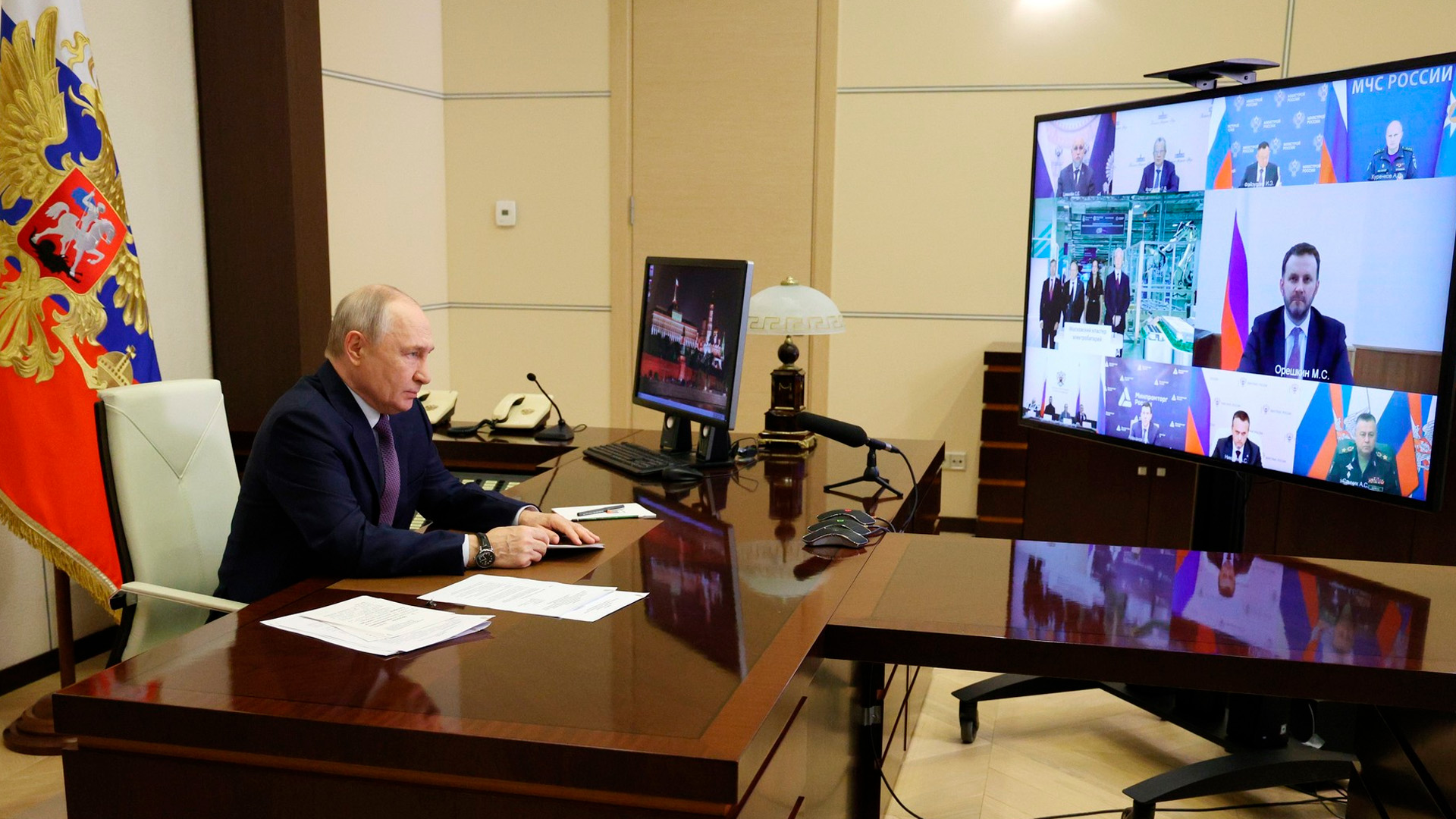 Путин: к 2030 году Россия закроет основную часть спроса на аккумуляторы